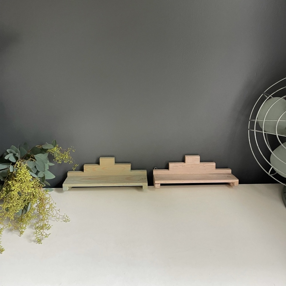 2 small wood shelves